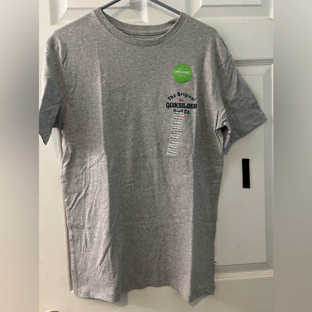 Men’s gray Quick Silver T-shirt size M New With tags